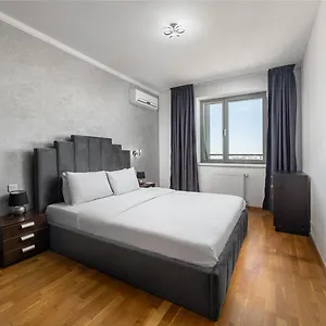 Monaco Grand By Citybookings Apartment