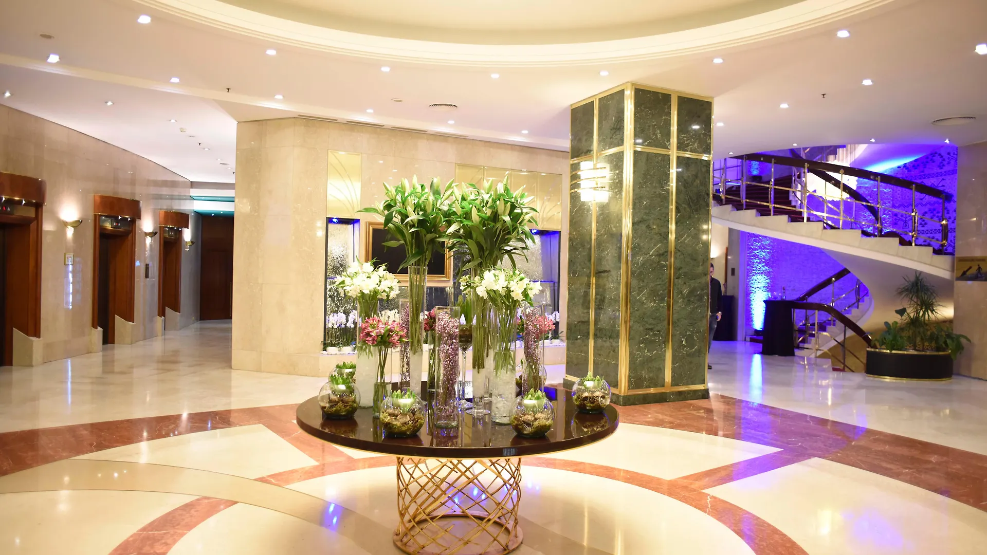Intercontinental Hotel Bucharest, an IHG Hotel 5*, Bucarest