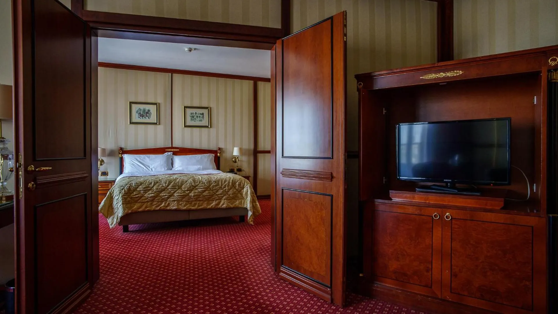 Grand Hotel Bucarest