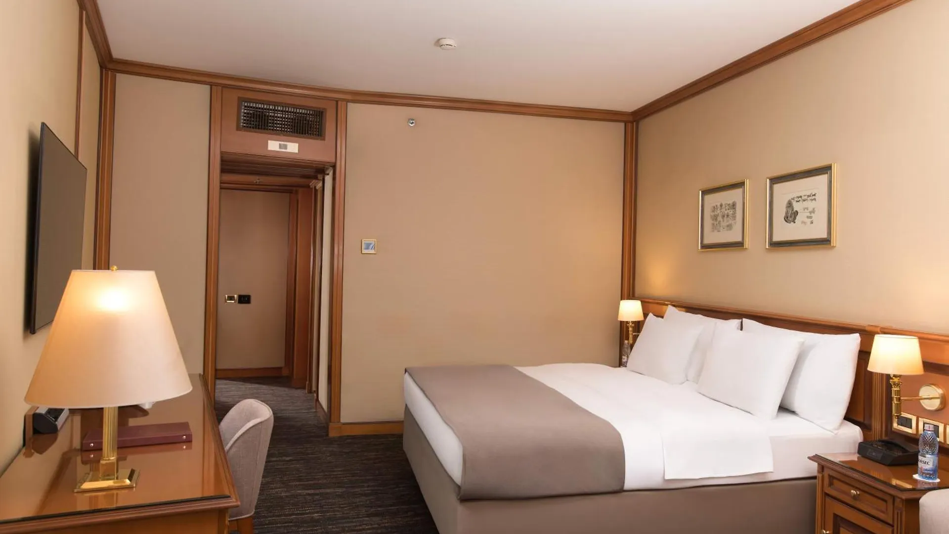 Intercontinental Hotel Bucharest, an IHG Hotel
